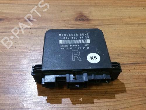 Used Electronic module Electronic module MERCEDES-BENZ E-CLASS (W210) E 290 Turbo-D (210.017) (129 hp) 33479369 33479369