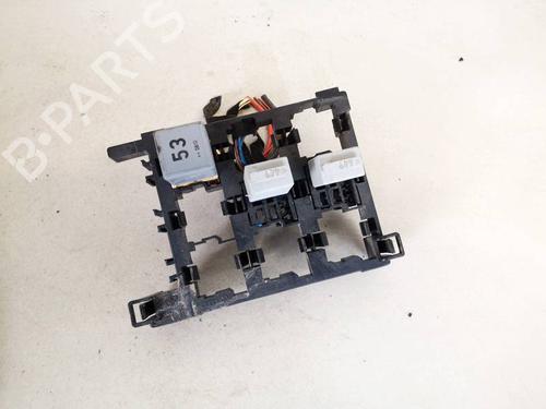 fuse-box-vw-tiguan-5n_-2007-2008-2009-2010-2011-2012-2013-2014-2015-2016-2017-2018-32946622 main image