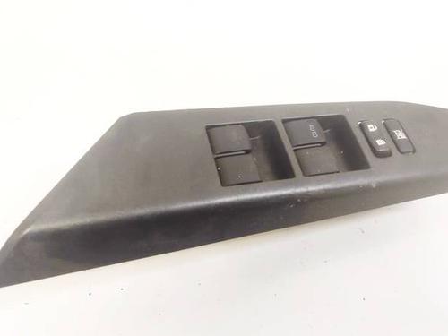 Used Switch RENAULT MEGANE III Hatchback (BZ0/1_, B3_) 1.5 dCi (BZ09, BZ0D, BZ1W, BZ29, BZ14) (110 hp) 32968260