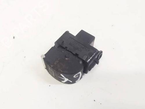 switch-ford-focus-iii-2010-2011-2012-2013-2014-2015-2016-2017-2018-2019-2020-32593778 main image