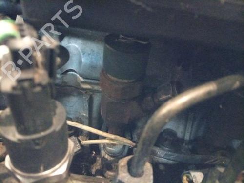 Inyector Inyector RENAULT SCÉNIC I MPV (JA0/1_, FA0_) 1.9 dCi (JA05, JA1F) (102 hp) 37480822 37480822