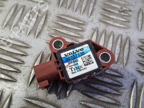 Used Electronic module Electronic module VOLVO V50 (545) 2.4 (170 hp) 33495063 33495063
