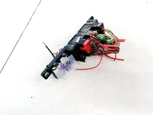 Used Fuse box Fuse box VW PASSAT B5 Variant (3B5) 1.9 TDI (90 hp) 33079758 33079758
