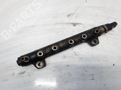 Used Injection rail Injection rail 34773444 34773444
