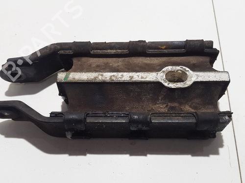 Used Engine mount Engine mount VOLVO XC60 I SUV (156) D5 AWD (205 hp) 33107832 33107832