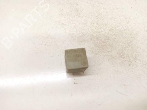 Used Electronic sensor Electronic sensor SAAB 9-3 (YS3D) 2.2 TiD (115 hp) 40485876 40485876