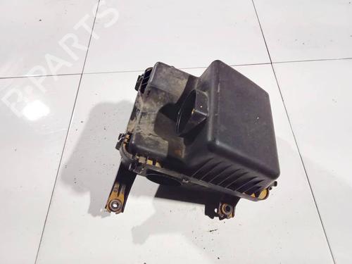 Used Air filter box Air filter box KIA SORENTO I (JC) 2.5 CRDi 4WD (140 hp) 35147238 35147238