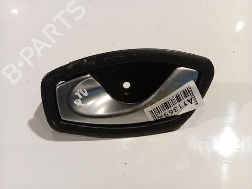 Used Front right interior door handle Front right interior door handle 36546445 36546445