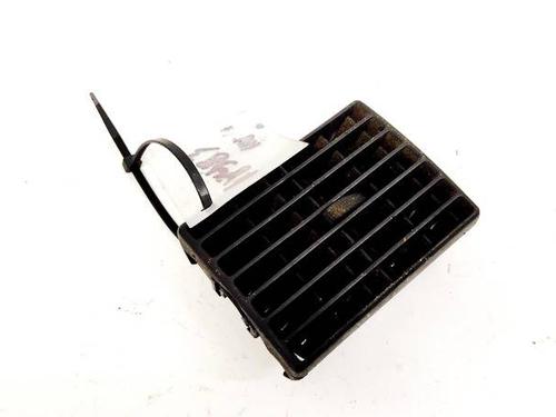 Used Air vent AUDI 80 B3 Saloon (893, 894, 8A2) 1.8 S (90 hp) 32938542