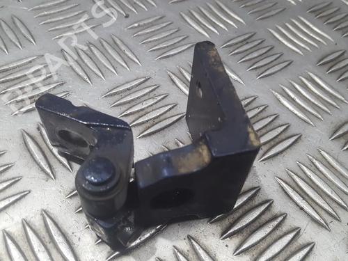 hingedoor-check-strap-audi-a4-b5-8d2-1994-1995-1996-1997-1998-1999-2000-2001-33499643 main image