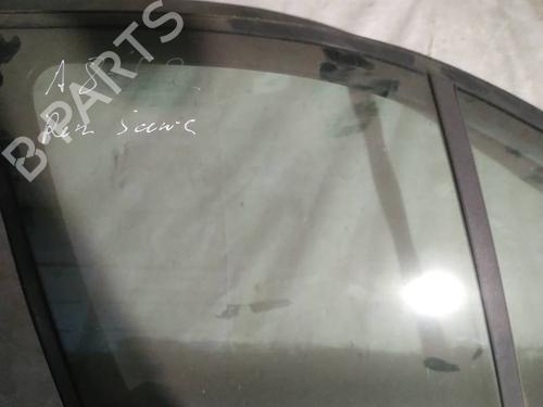 Used Front right door window Front right door window 35250408 35250408