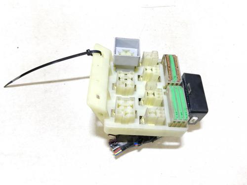 Used Fuse box Fuse box VOLVO V40 Estate (645) 1.9 TD (90 hp) 33072057 33072057