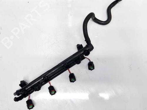Used Injection rail Injection rail 35220585 35220585
