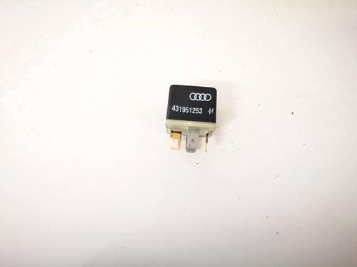 Used Electronic sensor Electronic sensor AUDI 100 C3 Saloon (443, 444) 2.2 quattro (137 hp) 33074277 33074277