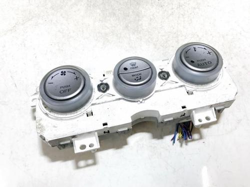 climate-control-mazda-6-hatchback-gg-2002-2003-2004-2005-2006-2007-2008-35861408 main image
