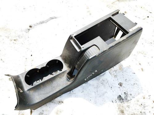 Kopholder/Genstandsholder Kopholder/Genstandsholder VW PASSAT B5.5 (3B3) 1.9 TDI (130 hp) 36687292 36687292