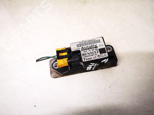 Used Electronic module Electronic module RENAULT SCÉNIC I MPV (JA0/1_, FA0_) 1.9 dTi (JA0N) (98 hp) 32876968 32876968