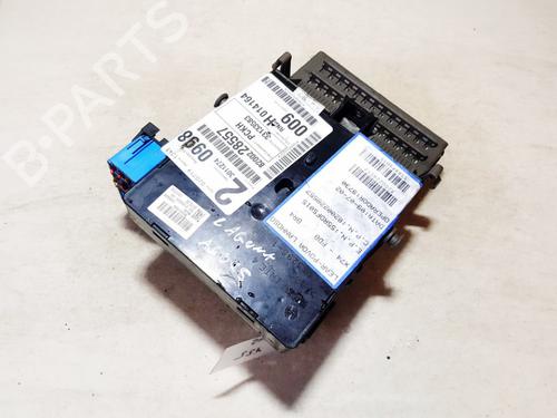Used Fuse box Fuse box RENAULT LAGUNA II (BG0/1_) 1.8 16V (BG0B, BG0M) (120 hp) 33065029 33065029