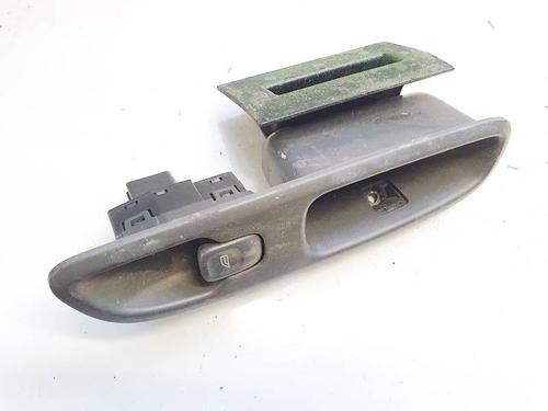 Used Switch Switch VOLVO V70 II (285) 2.5 TDI (140 hp) 32627797 32627797