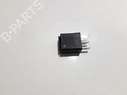 Used Electronic sensor Electronic sensor OPEL MERIVA A MPV (X03) 1.7 CDTI (E75) (100 hp) 33507043 33507043
