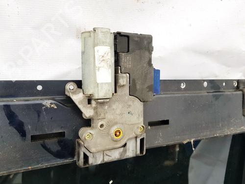 sunroof-engine-saab-9-5-ys3e-1997-1998-1999-2000-2001-2002-2003-2004-2005-2006-2007-2008-2009-35625289 main image