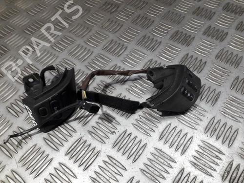 Used Steering wheel controls Steering wheel controls 35697630 35697630