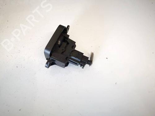 Switch VOLVO V50 (545) 2.0 D | BP32564449I30
