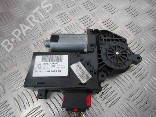 Used Left front window motor Left front window motor PEUGEOT 307 (3A/C) 2.0 HDi 90 (90 hp) 35672304 35672304