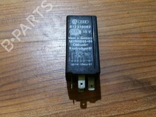 Used Electronic sensor Electronic sensor AUDI 80 B3 Saloon (893, 894, 8A2) 1.6 (70 hp) 33518576 33518576