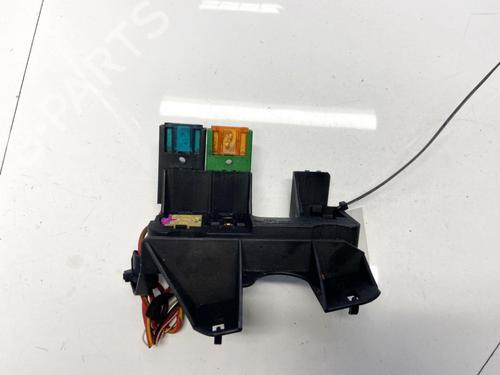 fuse-box-audi-a4-b6-8e2-2000-2001-2002-2003-2004-2005-32892567 main image