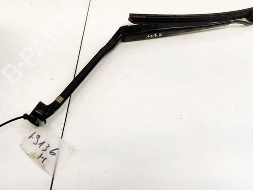 front-windshield-wiper-arm-lexus-gs-_s19_-2005-2006-2007-2008-2009-2010-2011-2012-32946721 main image