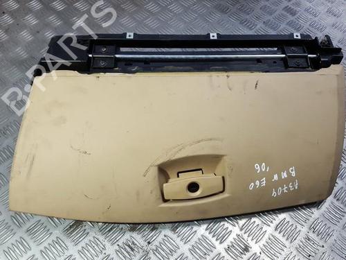 Used Glove box Glove box BMW 5 (E60) 520 d (163 hp) 35679111 35679111