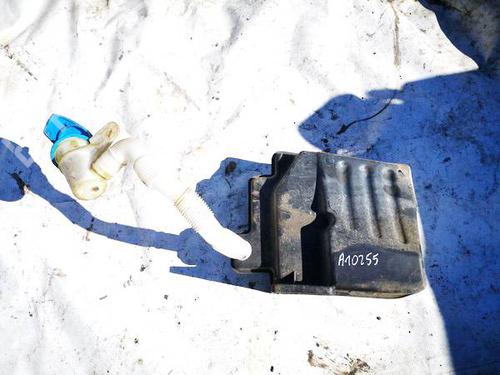 Used Washer pump Washer pump SKODA YETI (5L) 1.2 TSI (105 hp) 35020658 35020658