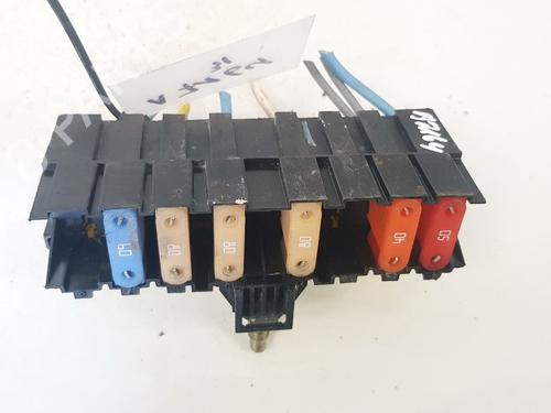 fuse-box-peugeot-407-6d_-2004-2005-2006-2007-2008-2009-2010-2011-32880965 main image