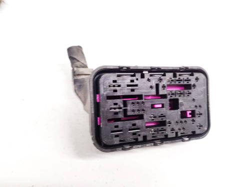 Used Fuse box Fuse box SKODA OCTAVIA II (1Z3) 1.4 TSI (122 hp) 35831190 35831190