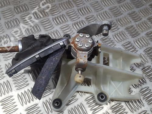 Used Gear lever Gear lever TOYOTA COROLLA Verso (_E12_) 2.0 D-4D (CDE120_, CDE120R) (90 hp) 35704265 35704265