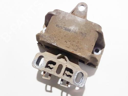 Used Engine mount Engine mount VW GOLF IV (1J1) 1.6 (100 hp) 33083957 33083957