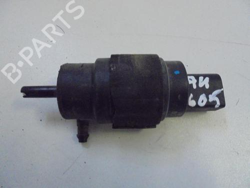washer-pump-audi-a5-8t3-2007-2008-2009-2010-2011-2012-2013-2014-2015-2016-2017-35841662 main image