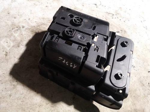 fuse-box-opel-meriva-a-mpv-x03-2003-2004-2005-2006-2007-2008-2009-2010-32951848 main image