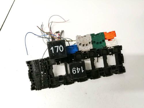 Used Fuse box Fuse box SEAT ALHAMBRA (7V8, 7V9) 1.9 TDI (90 hp) 32951466 32951466