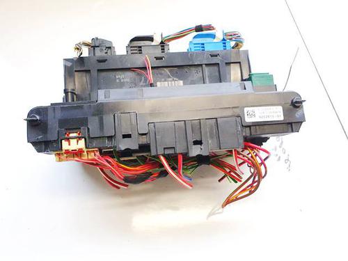Used Fuse box Fuse box BMW 5 (F10) 520 d (184 hp) 32928973 32928973