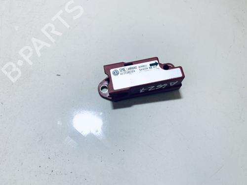 Used Electronic module Electronic module VW GOLF IV (1J1) 1.9 TDI (90 hp) 33074693 33074693