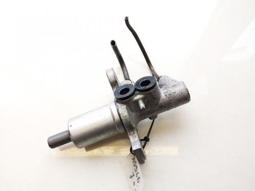 brake-master-cylinder-bmw-5-e60-2001-2002-2003-2004-2005-2006-2007-2008-2009-2010-35637312 main image