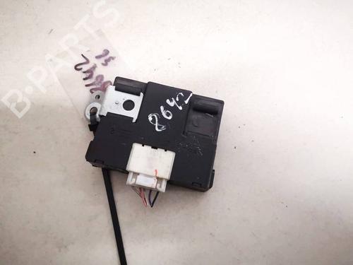 Used Electronic module Electronic module LEXUS IS II (_E2_) 220d (ALE20) (177 hp) 35010727 35010727