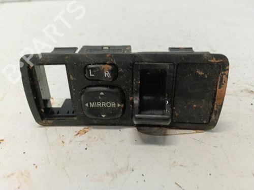 Used Mirror switch Mirror switch TOYOTA COROLLA Saloon (_E12_) 2.0 D-4D (CDE120_, CDE120R) (116 hp) 34995548 34995548