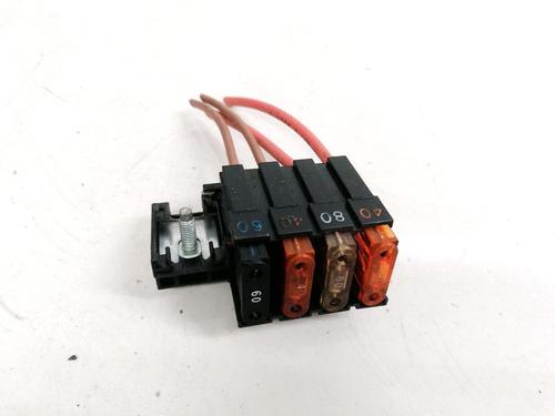 Used Fuse box Fuse box 33089174 33089174