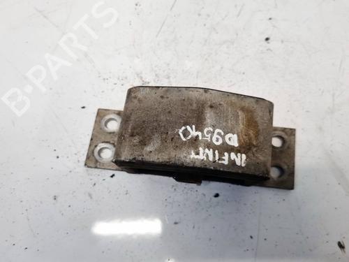 Used Engine mount Engine mount PEUGEOT 407 (6D_) 1.6 HDi 110 (6D9HZC, 6D9HYC) (109 hp) 33895450 33895450