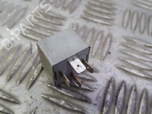Used Electronic sensor Electronic sensor VW GOLF IV (1J1) 1.9 TDI (110 hp) 33495175 33495175