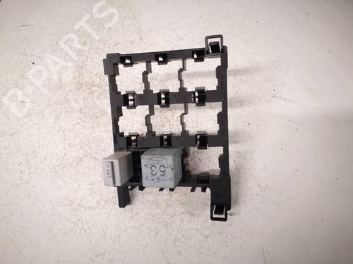 Used Fuse box Fuse box VW TOURAN (1T1, 1T2) 1.9 TDI (100 hp) 39907048 39907048