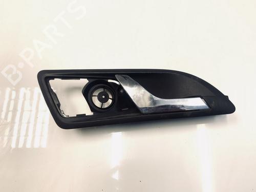 Used Rear right interior door handle Rear right interior door handle 35554444 35554444